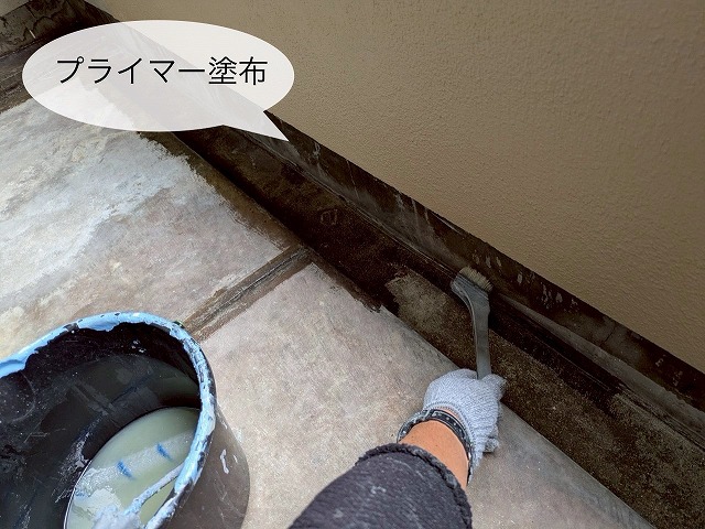 ベランダ防水工事　ケレン清掃