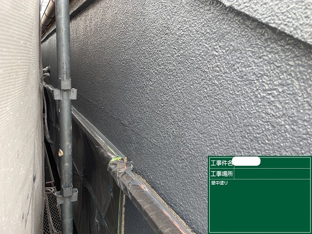 外壁塗装　中塗り