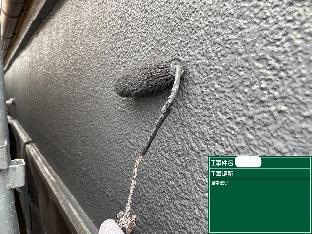 外壁塗装　中塗り