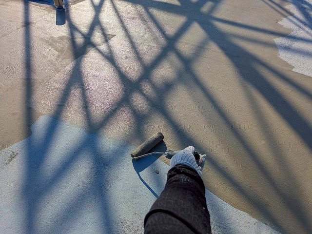 下地調整　ウレタン塗膜防水