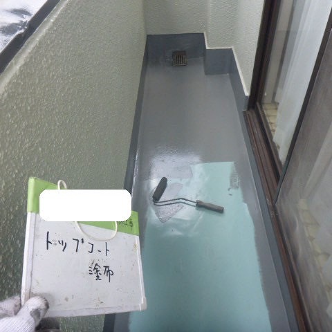 トップコート塗布　ベランダ