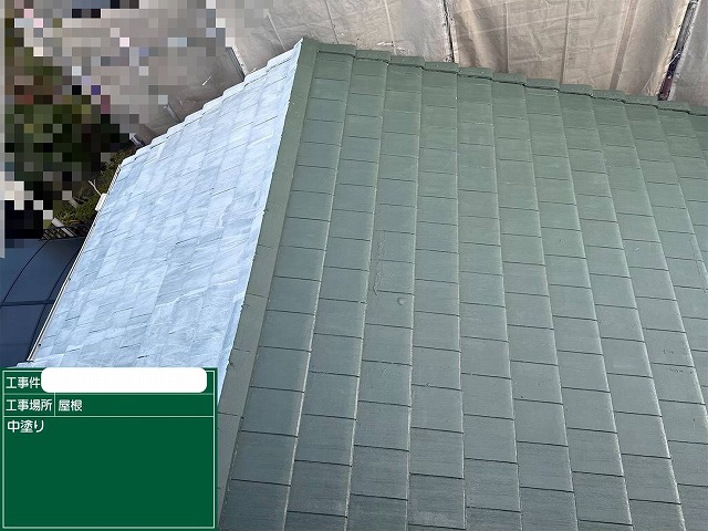 ｽﾚｰﾄ屋根　中塗り