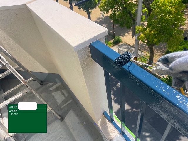 神戸市灘区5階建てﾏﾝｼｮﾝのﾍﾞﾗﾝﾀﾞ鉄部塗装、高耐候ﾗｼﾞｶﾙ塗料「ﾌｧｲﾝﾊﾟｰﾌｪｸﾄﾄｯﾌﾟ」で塗装しました。